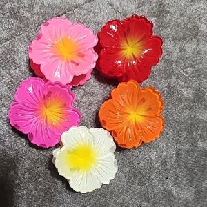 Hair Accessories | Floral Hair Clips Set - Pink, Red, Orange, White